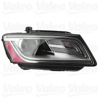 Valeo Right Headlight Assembly - 8R0941044E
